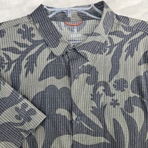 ROARK Bless Up Mens Large Button Down Shirt Lightweight Quick Dry Floral Pattern